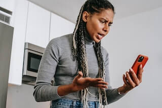 signs your toxic mom hates you