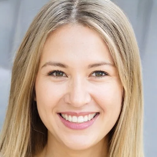 Amanda Phillips - Founder